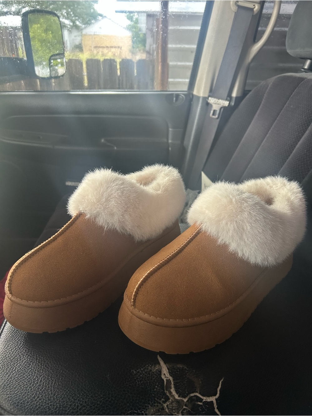 Cozy Faux Suede Chestnut Slip-On Slippers with Cream Fur Trim